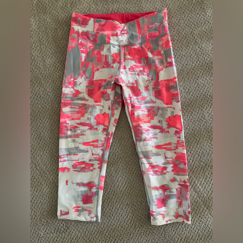 🎆 5 for $25 Calvin Klein Pink and Gray Patterned Leggings